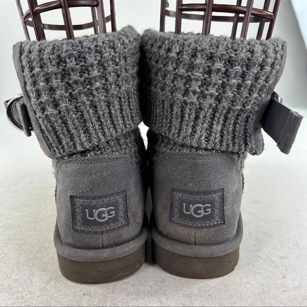 Uggs - Picture 5 of 11